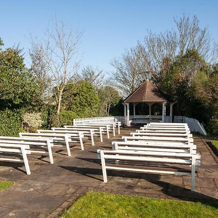 Berwick Manor Hotel Rainham  Dış mekan fotoğraf