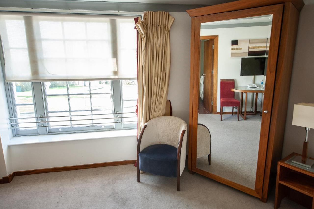Berwick Manor Hotel Rainham  Dış mekan fotoğraf
