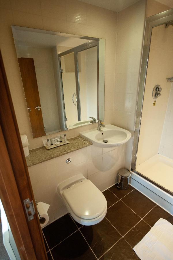 Berwick Manor Hotel Rainham  Dış mekan fotoğraf