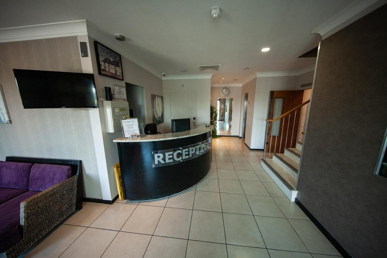 Berwick Manor Hotel Rainham  Dış mekan fotoğraf
